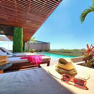 https://sofia-boutique-condos-by-bunik.tulum-hotels.net