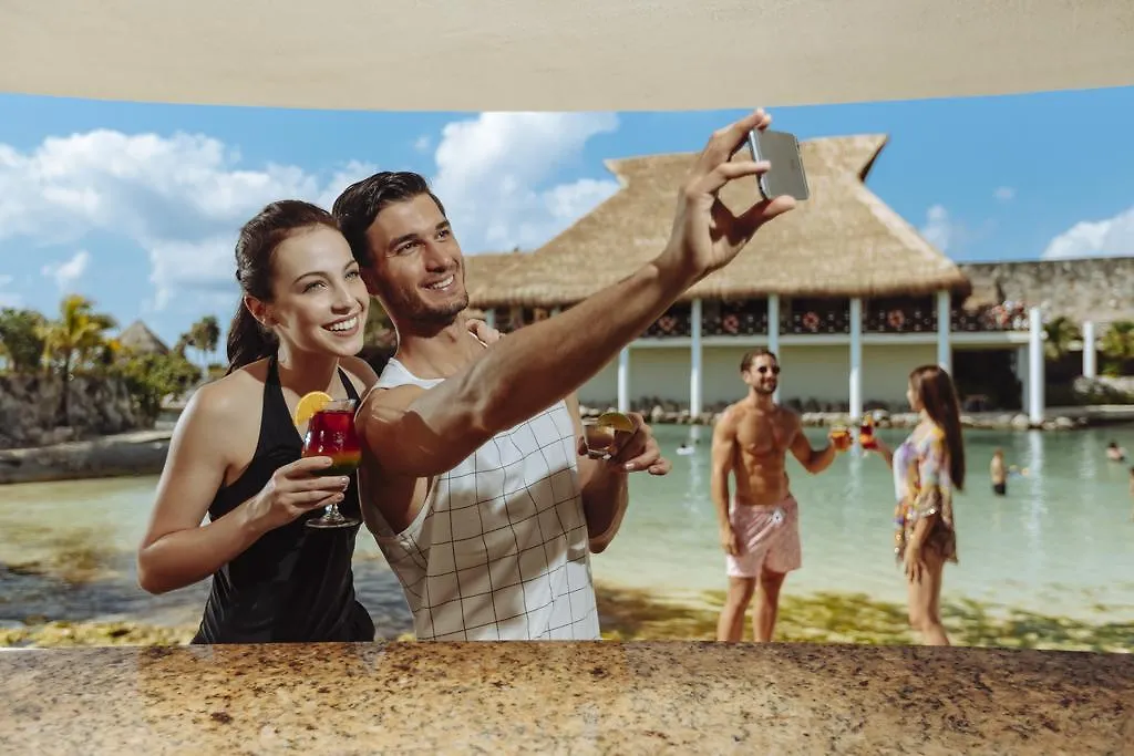 Курортный комплекс Отель Occidental At Xcaret Destination Xcaret Park
